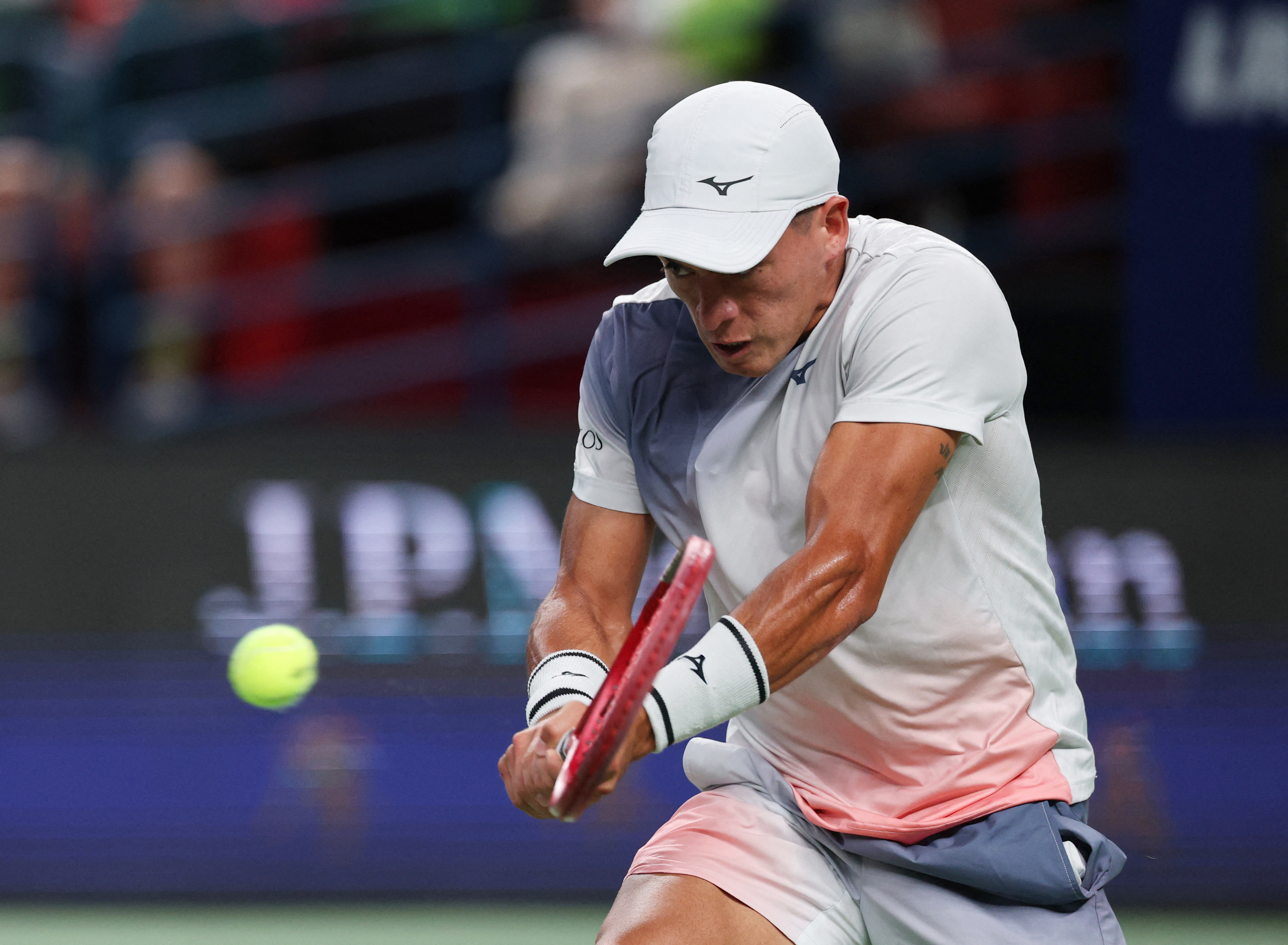 Sebastián Báez no hizo pie en Lyon (Crédito: REUTERS/Go Nakamura)