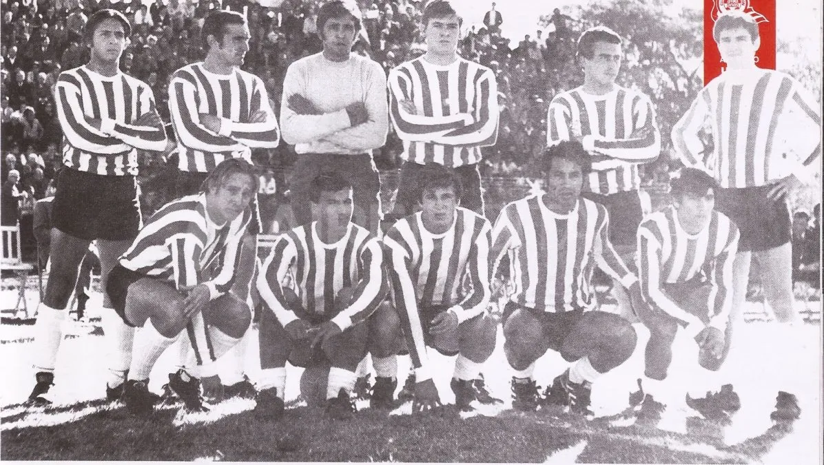 Formación de Unión que disputó el Torneo Regional 1971: Sanseverino, Borgogno, Segalini, Rossi, Artucio, Favini, Benítez, Toyé, Genolet, Fredes y Salas. Foto: Libro "100 años de Pasión".