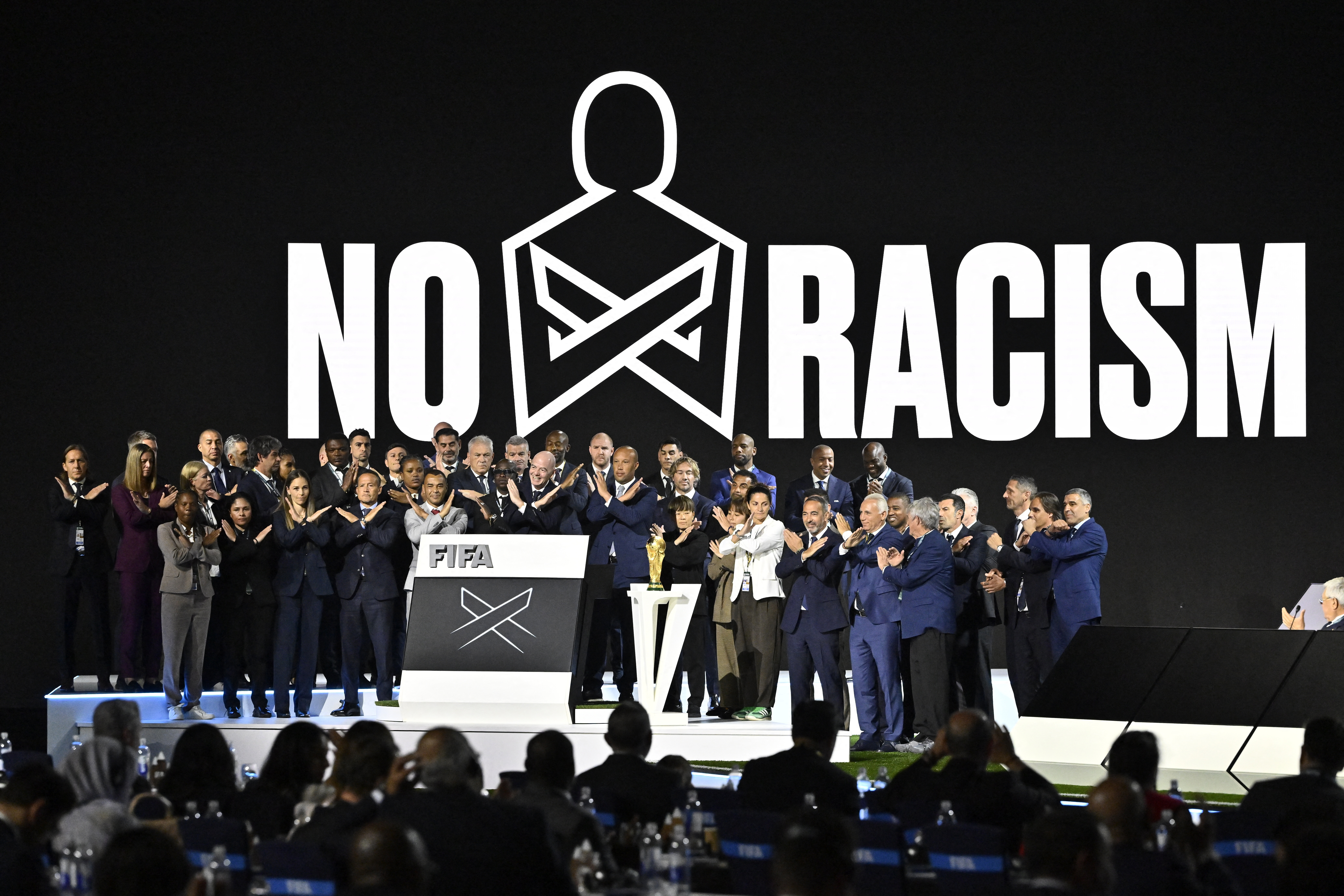El sistema de moderación de la FIFA bloqueó 9,2 millones de comentarios tóxicos e ilegales antes de su publicación en redes sociales. (REUTERS/Jennifer Gauthier)
