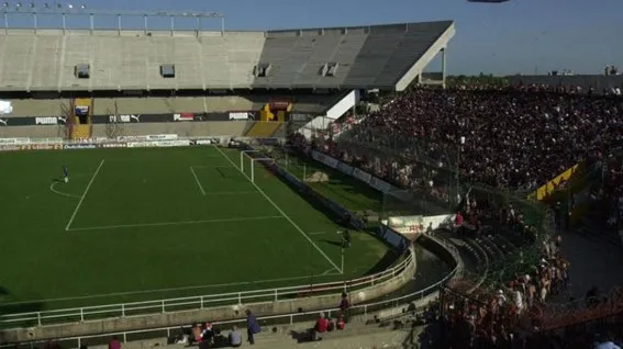 El sector este de plateas, en plena construcción.