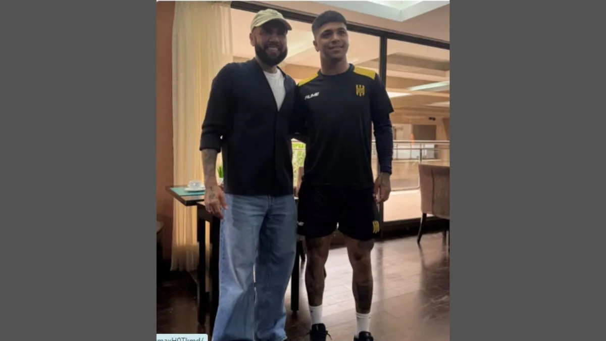 Braian Guille compartió una foto con Dani Alves.