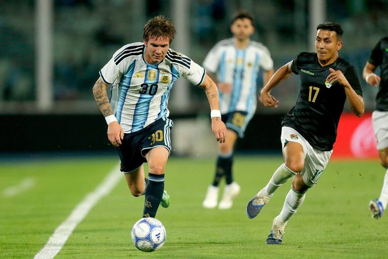 Mastantuono sumó minutos en los tres amistosos de Argentina durante la fecha FIFA y convirtió un gol ante Burkina Faso