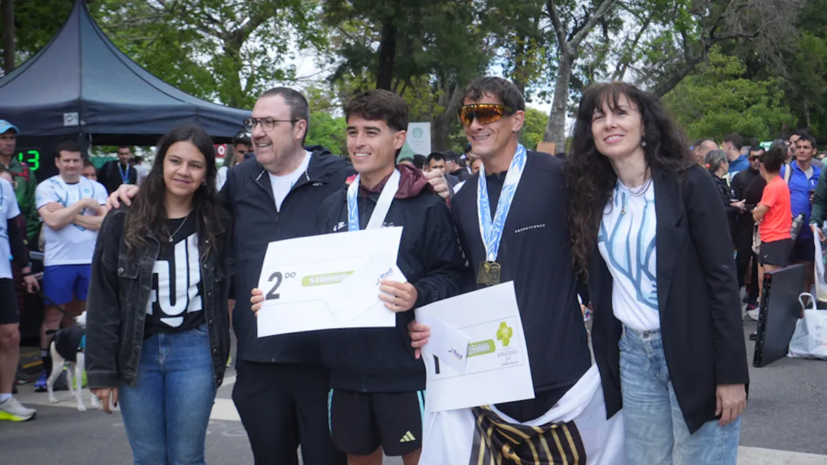 Charly Johnson ganó los 10K de la Maratón UNL y se emocionó al recordar el sueño que le quitó una lesión