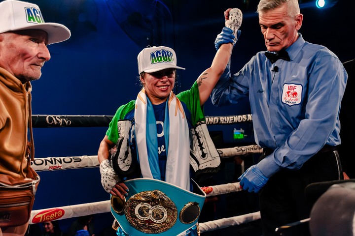 Sol Baumstarh es, en estos días, la única campeona mundial argentina. Foto: Instagram @lapicante.baumstarh.